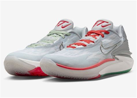 nike gt cut 2 christmas.